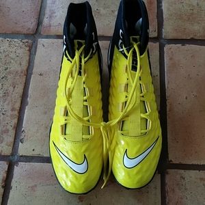 Nike Force Football Cleats
